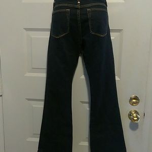 GAP 1969 curvy jeans, slight flare, 27/4a NWOT